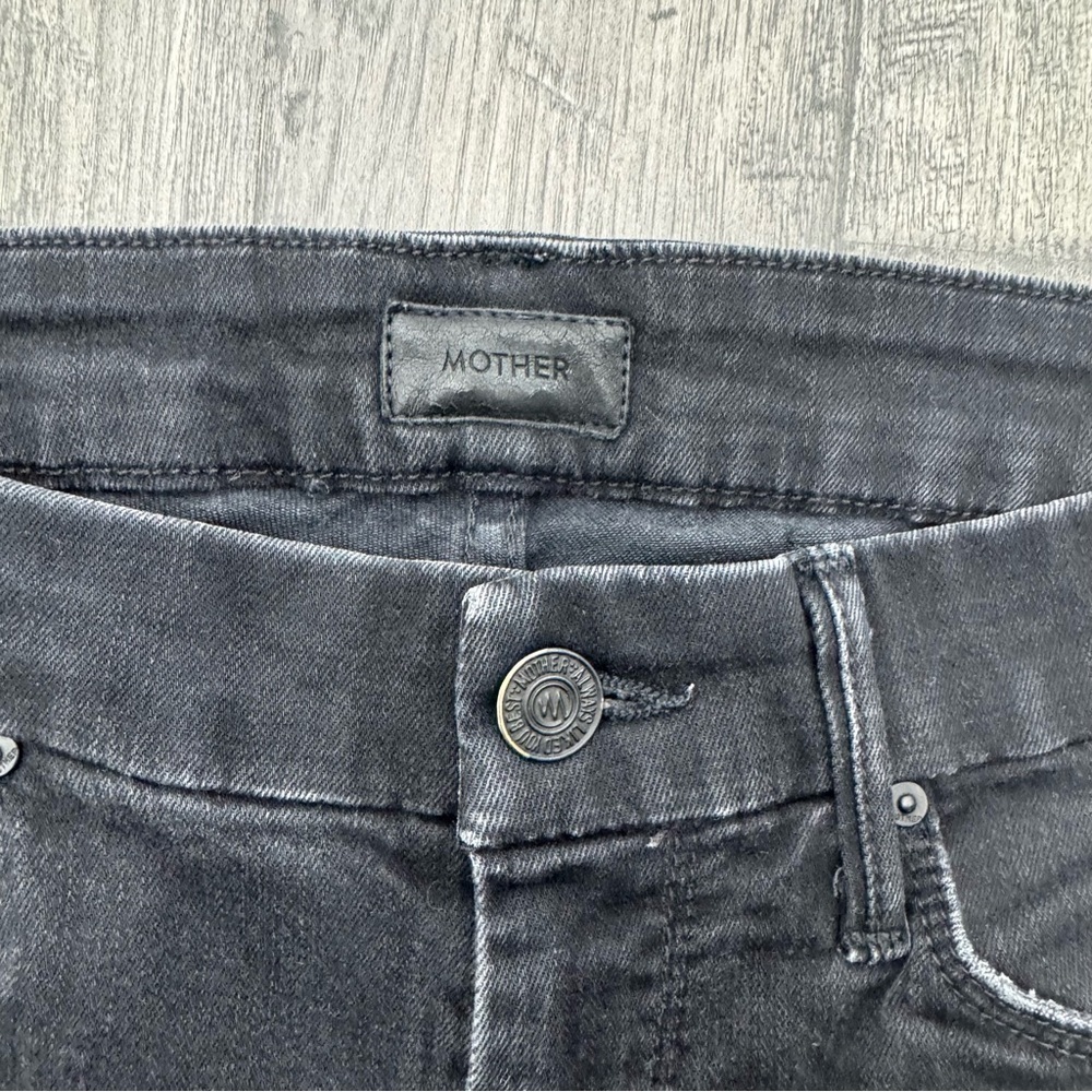 MOTHER Women's Black Looker Ankle Fray Jeans Size 25 - Picture 8 of 16
